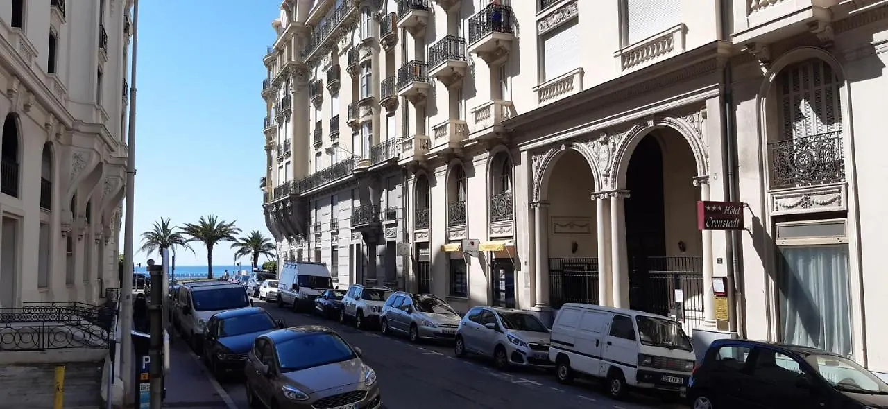 Large Beautiful Studio Near The Negresco Hotel contacts