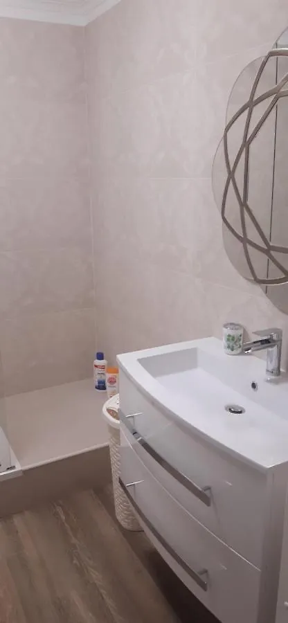 Large Beautiful Studio Near The Negresco Hotel Ницца Франция